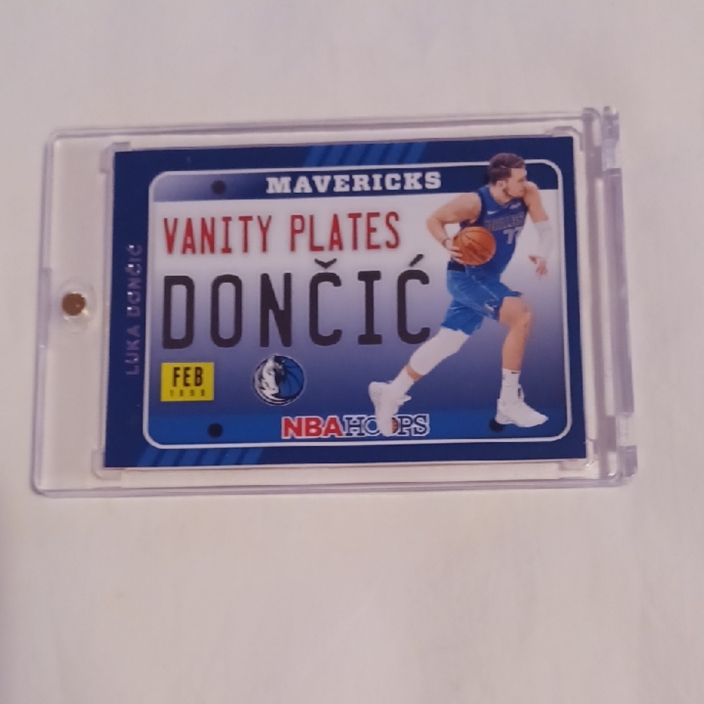 2020 Panini LUKA DONCIC NBA Hoops Vanity Plates Card #10 DALLAS MAVERICKS